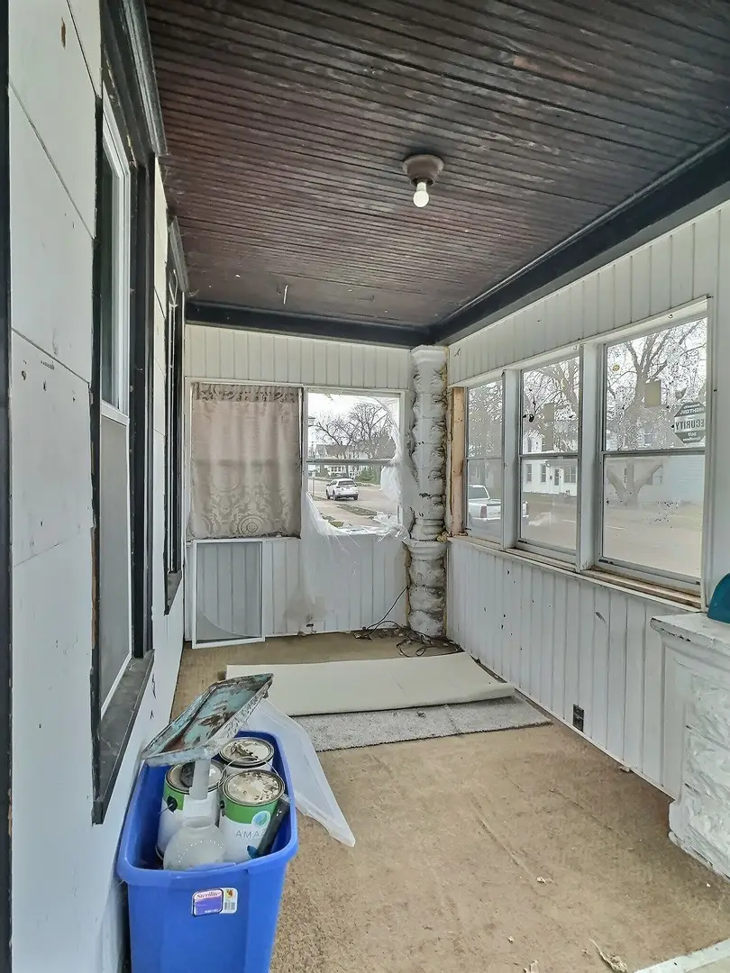 410 N 3rd Street, Clinton, IA 52732 - #2