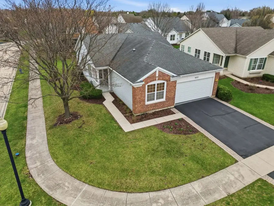 16122 Seneca Lake Circle, Crest Hill, IL 60403 - #2