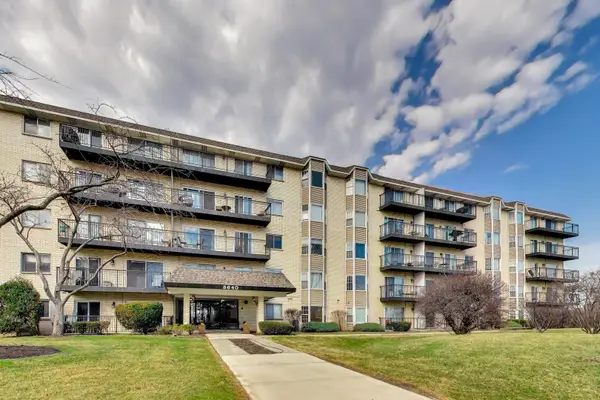 8640 Waukegan Road #229, Morton Grove, IL 60053
