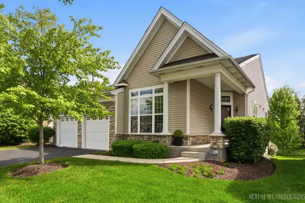 3844 Valhalla Drive, Elgin, IL 60124