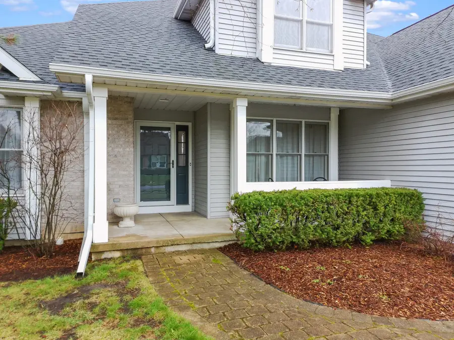 1128 Tara Drive, Woodstock, IL 60098 - #3