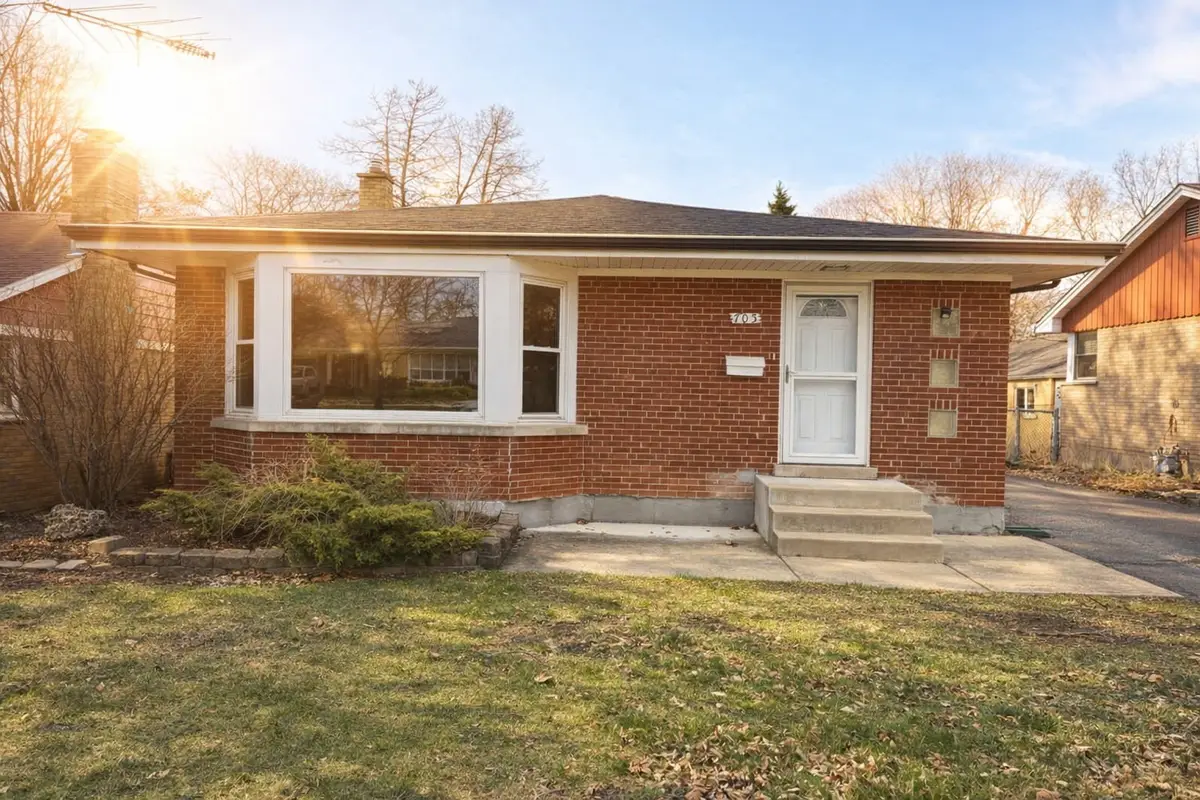 705 S. Chestnut Avenue, Arlington Heights, IL 60005 - #1