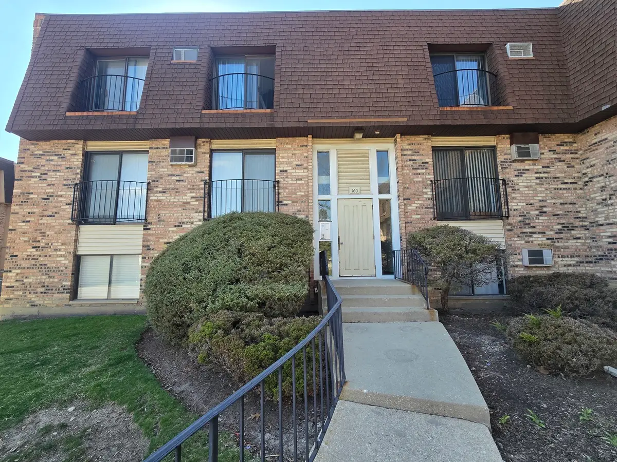 160 S Waters Edge Drive #302, Glendale Heights, IL 60139 - #1