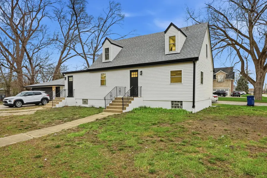 9442 S Octavia Avenue, Bridgeview, IL 60455 - #2