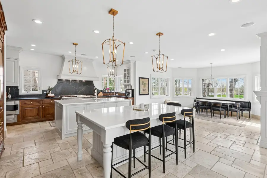 18 Hidden Brook Drive, North Barrington, IL 60010 - #2