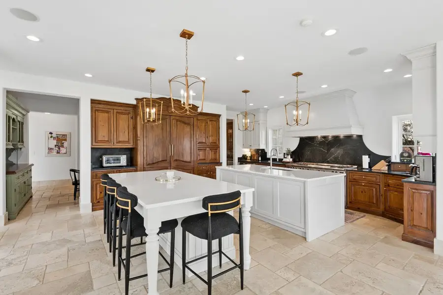 18 Hidden Brook Drive, North Barrington, IL 60010 - #3