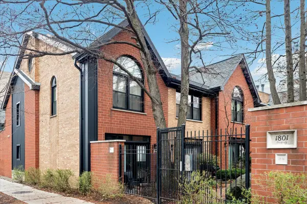 1801 W Diversey Parkway #23, Chicago, IL 60614