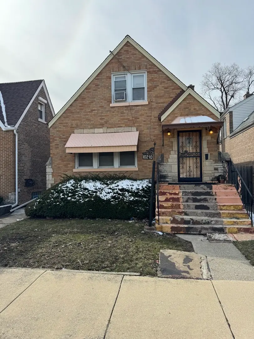 10210 S Prairie Avenue, Chicago, IL 60628 - #1