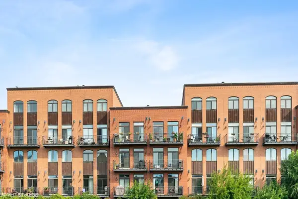 1830 N Winchester Avenue #105, Chicago, IL 60622