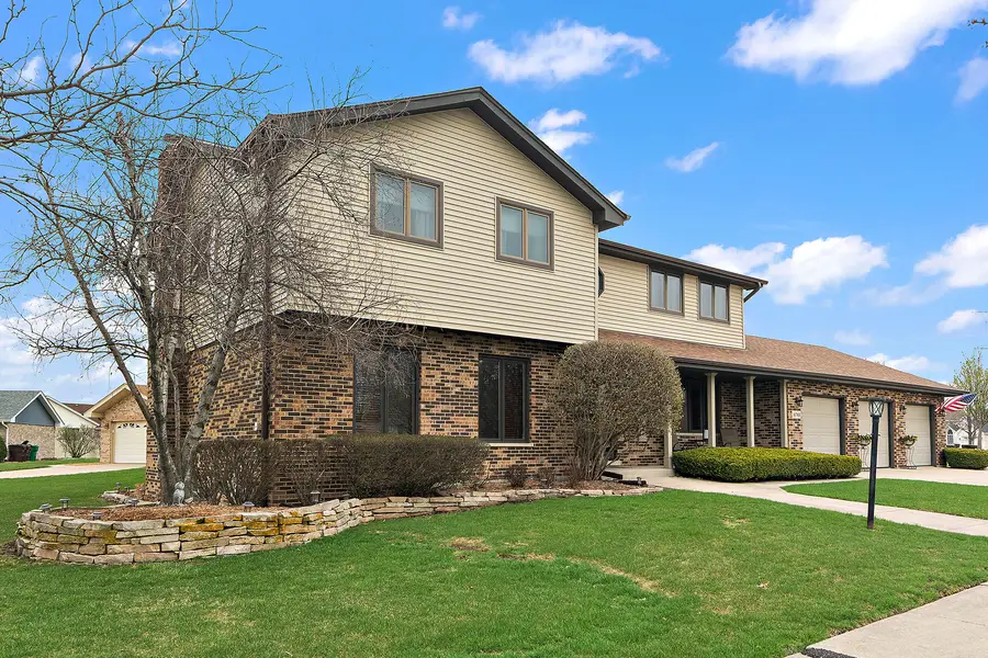 16748 Richards Drive, Tinley Park, IL 60477 - #2