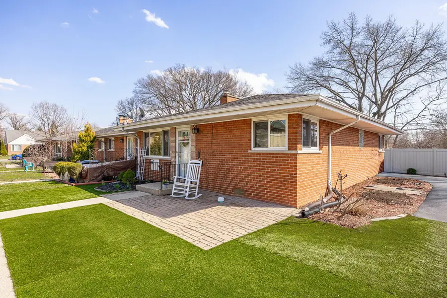 730 Beach Avenue #4, La Grange Park, IL 60526 - #3