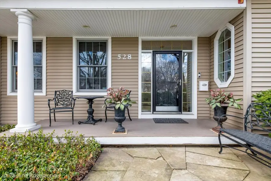 528 S Cook Street, Barrington, IL 60010 - #3