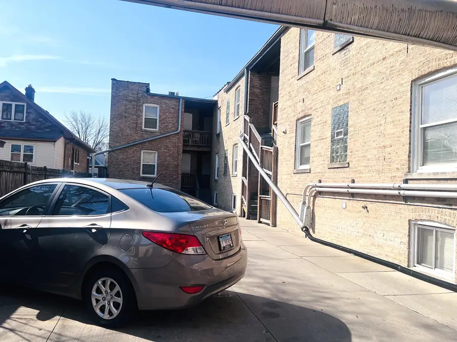 4956 W Parker Avenue #2, Chicago, IL 60639 - #3