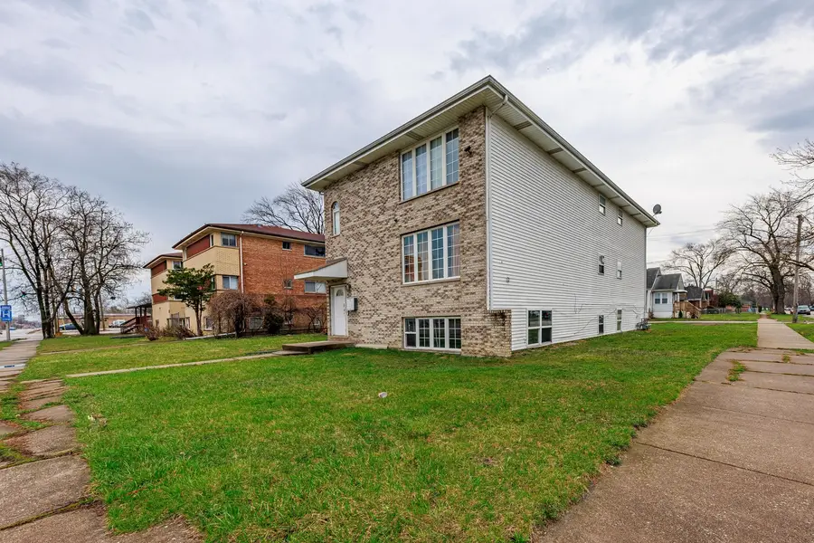 98 W 154th Street, Harvey, IL 60426 - #2
