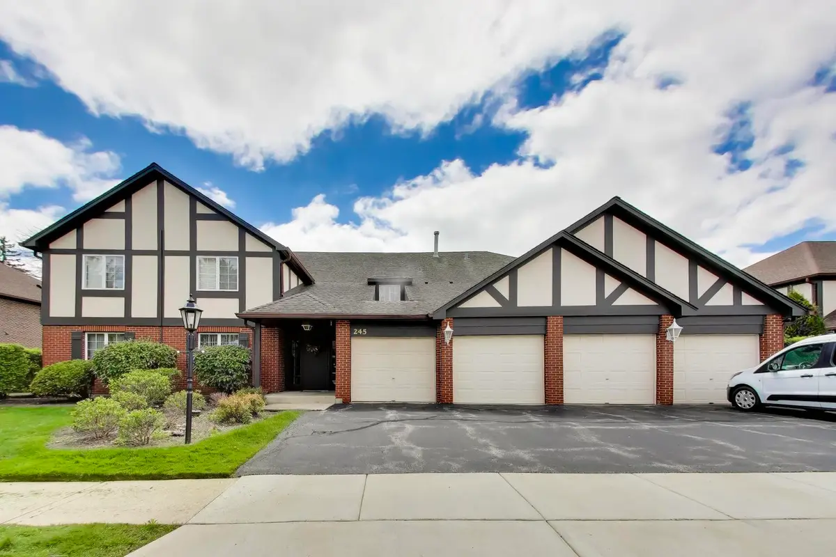 245 Windsor Lane #C, Willowbrook, IL 60527 - #1