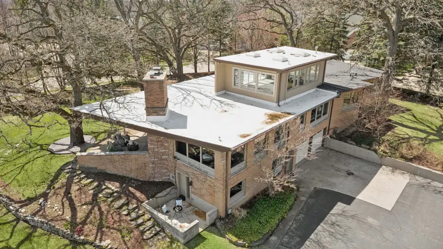 615 Robin Ridge, Elgin, IL 60123 - #3