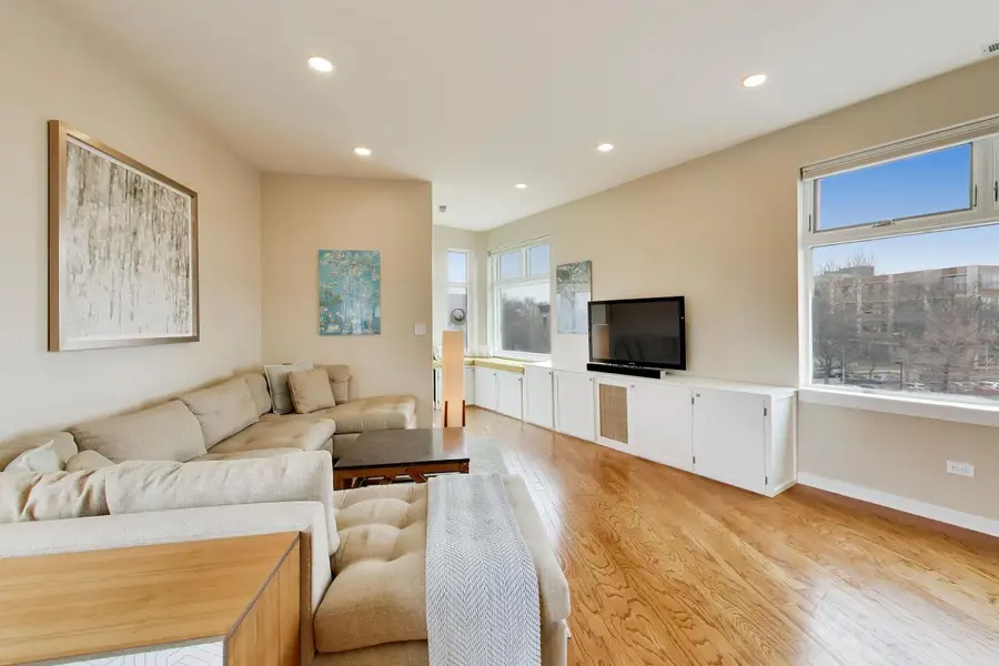 3741 N Wolcott Avenue #13, Chicago, IL 60613 - #3