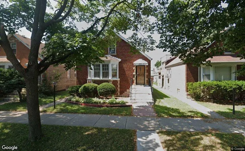 8320 S Phillips Avenue, Chicago, IL 60617 - #1
