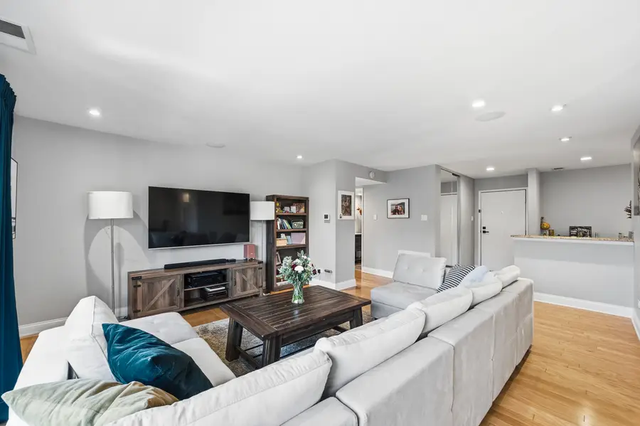 8359 W Addison Street #207, Chicago, IL 60634 - #3