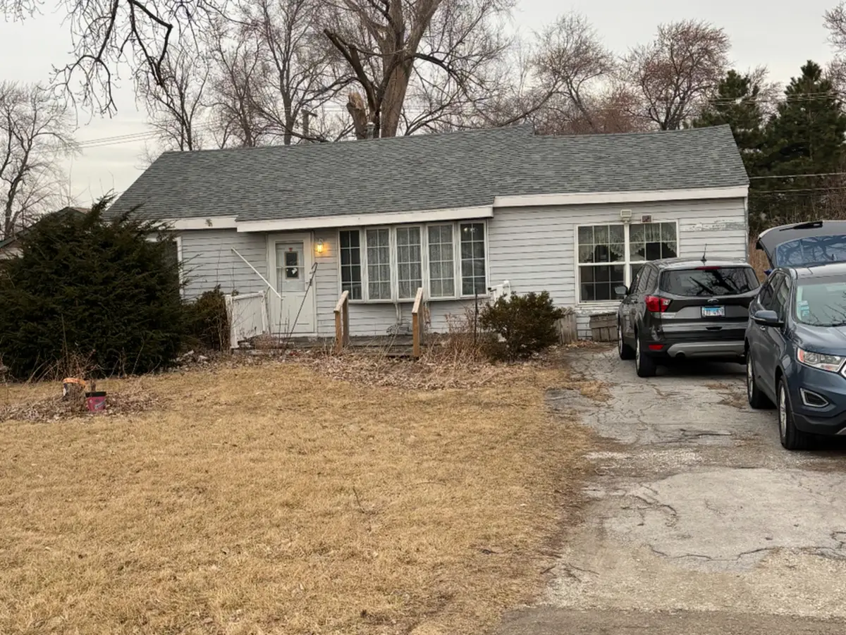 7930 W 99th Street, Hickory Hills, IL 60457 - #1