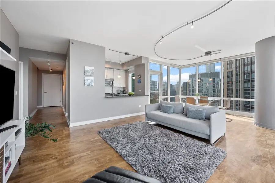 Address Withheld By Seller, Chicago, IL 60611 - #3