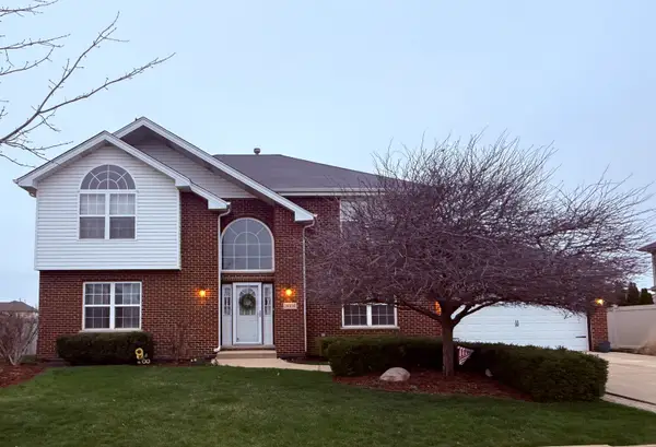 24504 Arrowhead Drive, Manhattan, IL 60442