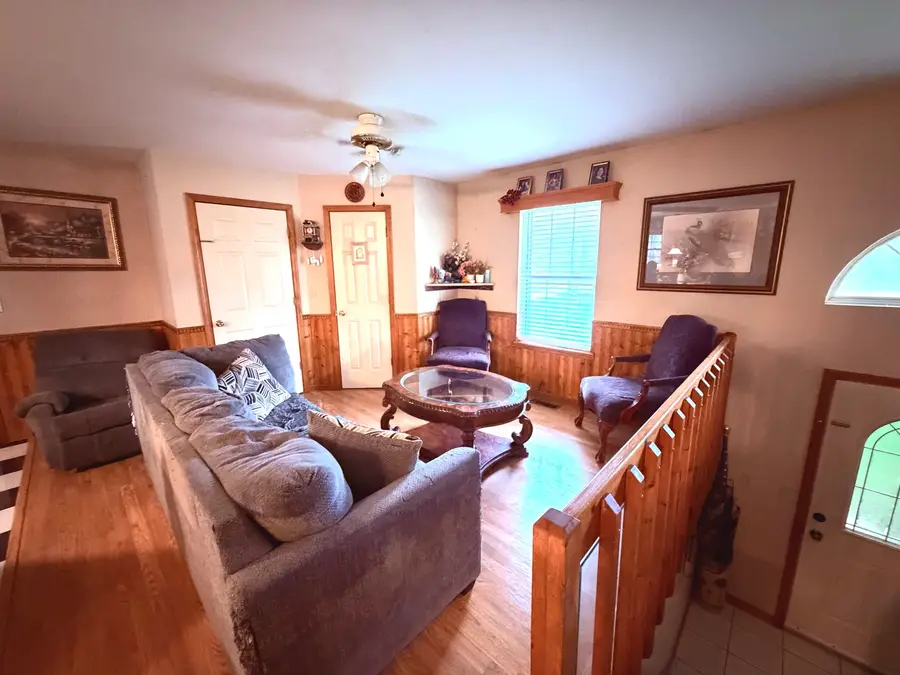 658 Deerfield Road, Walnut Hill, IL 62893 - #3