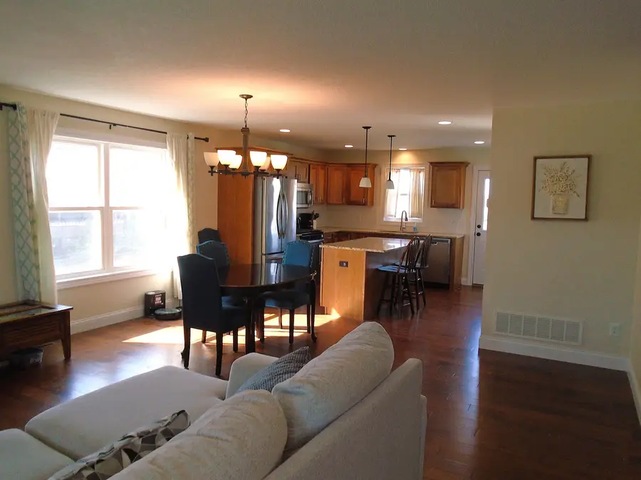 119 14th Avenue, Dewitt, IA 52742 - #3