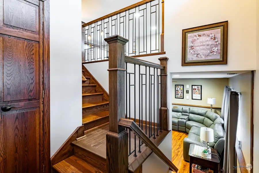 67 Kenilworth Avenue, Elk Grove Village, IL 60007 - #3