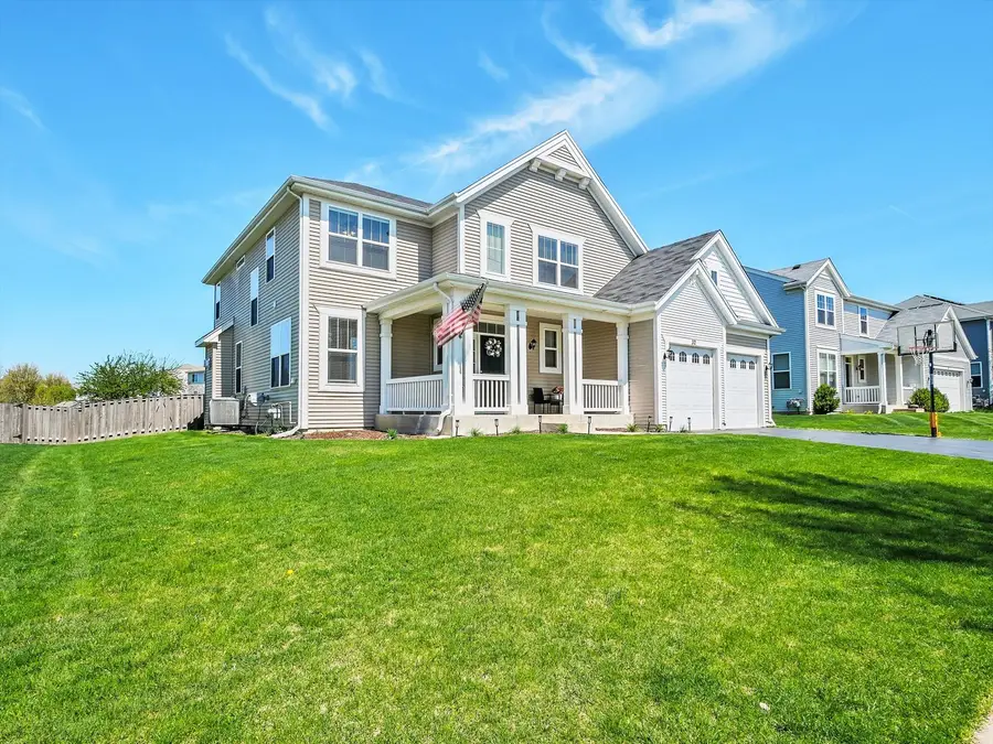 32 Catamaran Circle, Pingree Grove, IL 60140 - #2