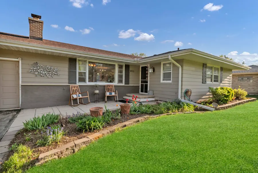 405 Thomas Drive, Sycamore, IL 60178 - #2