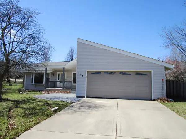 104 Oxford Place, Bloomingdale, IL 60108