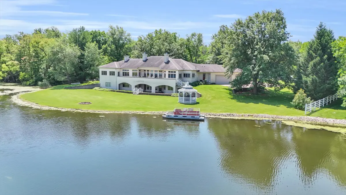 401 M County Road 2425 N, Mahomet, IL 61853 - #1
