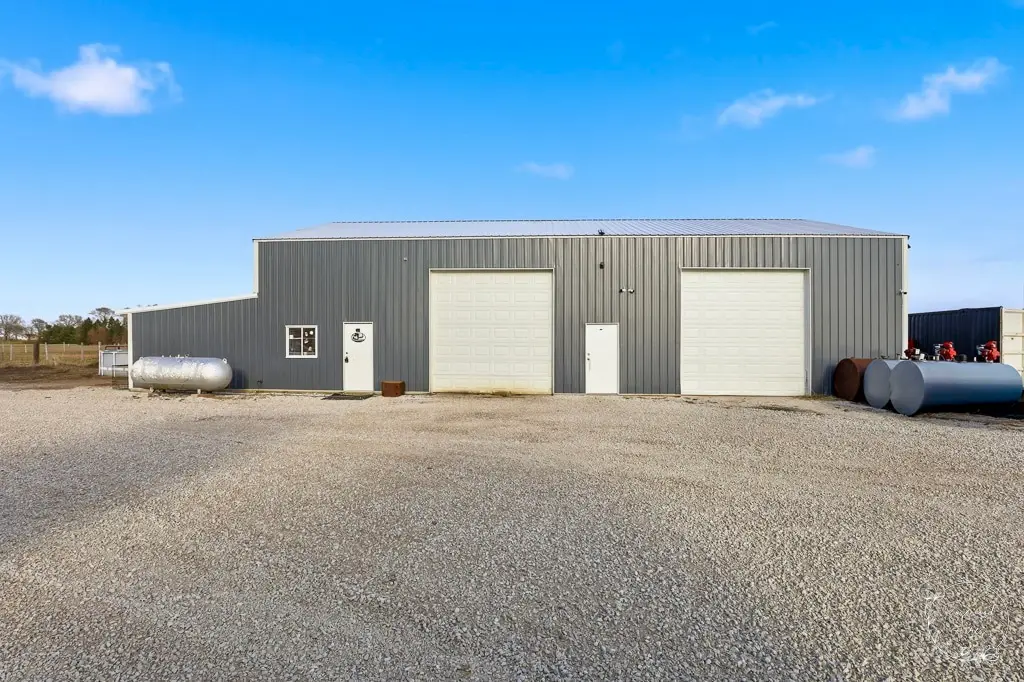 335 N 9250e Road, Momence, IL 60954 - #1