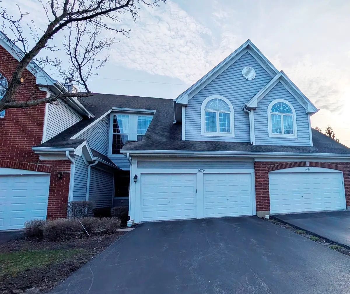 Address Withheld By Seller, Palatine, IL 60067 - #1