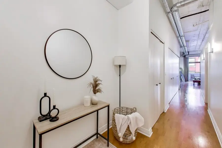 Address Withheld By Seller, Chicago, IL 60661 - #3