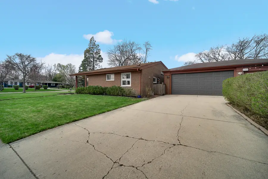 300 Voltz Road, Northbrook, IL 60062 - #2