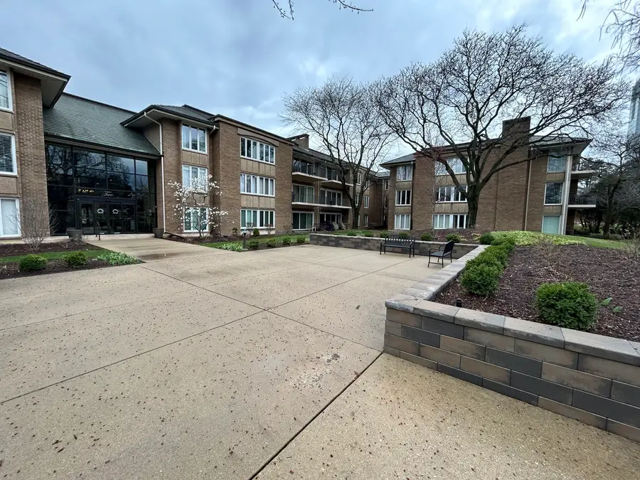 2 Oak Brook Club Drive #B111, Oak Brook, IL 60523 - #2