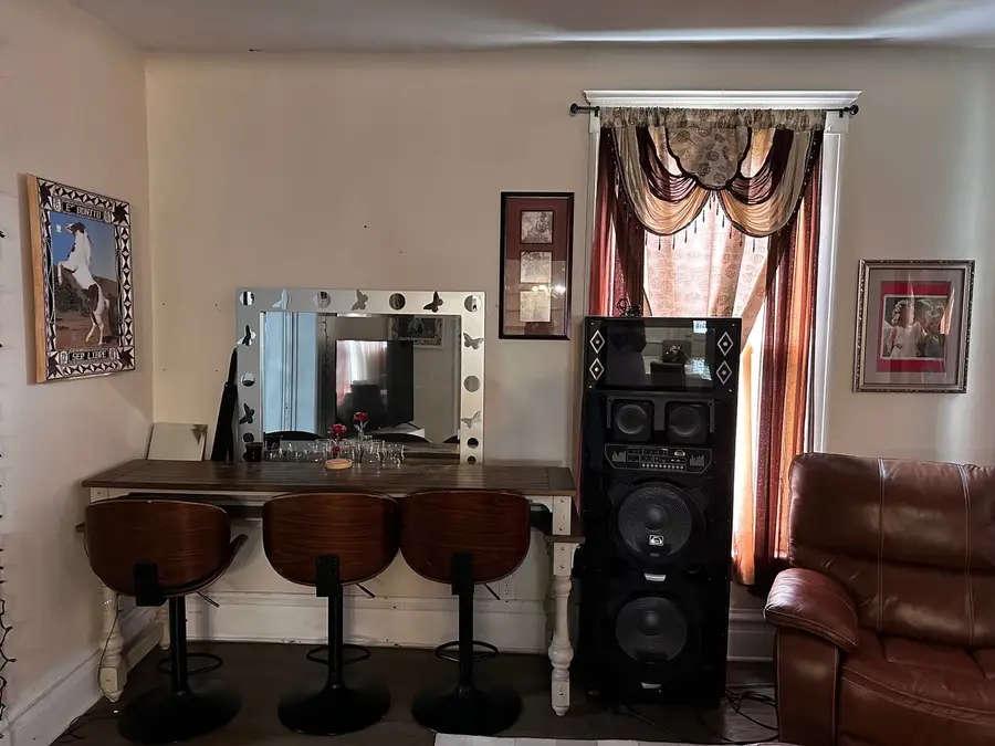 482 S Float Avenue, Freeport, IL 61032 - #3