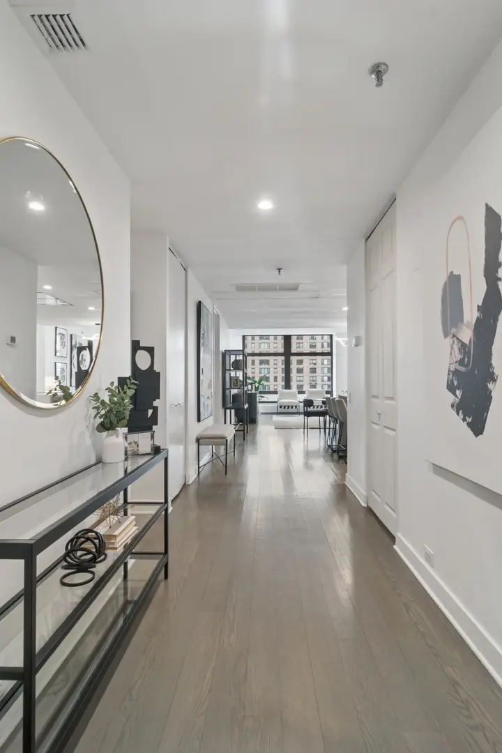 680 N Lake Shore Drive #916, Chicago, IL 60611 - #2