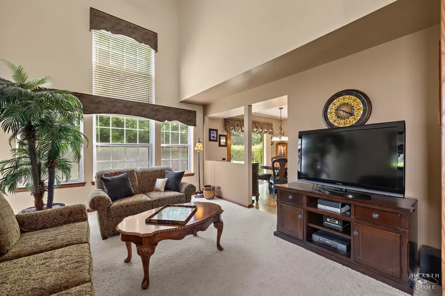 723 Silk Oak Lane, Crystal Lake, IL 60014 - #2