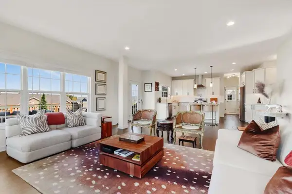 565 N Boulder Ridge Drive, Lake Geneva, WI 53147