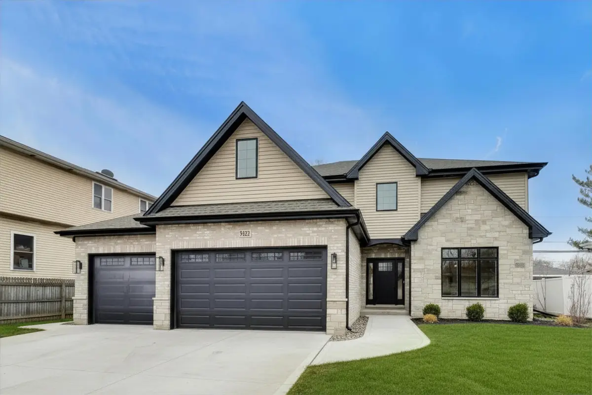 9322 S 54th Avenue, Oak Lawn, IL 60453 - #1