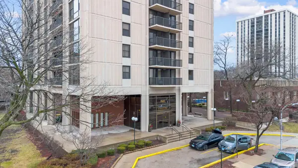 2605 S Indiana Avenue #302, Chicago, IL 60616