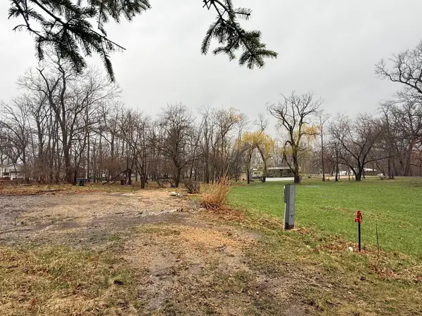 16-156 Woodhaven Lakes, Sublette, IL 61367