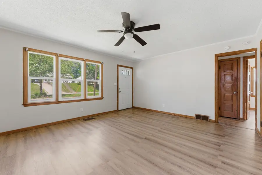 1523 Kirkwood Boulevard, Davenport, IA 52803 - #2