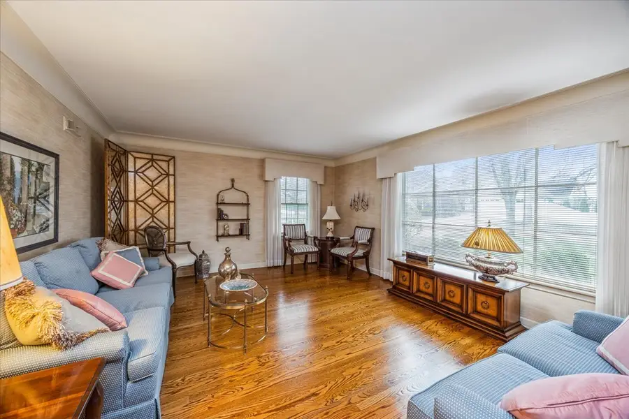 4100 Ellington Avenue, Western Springs, IL 60558 - #3