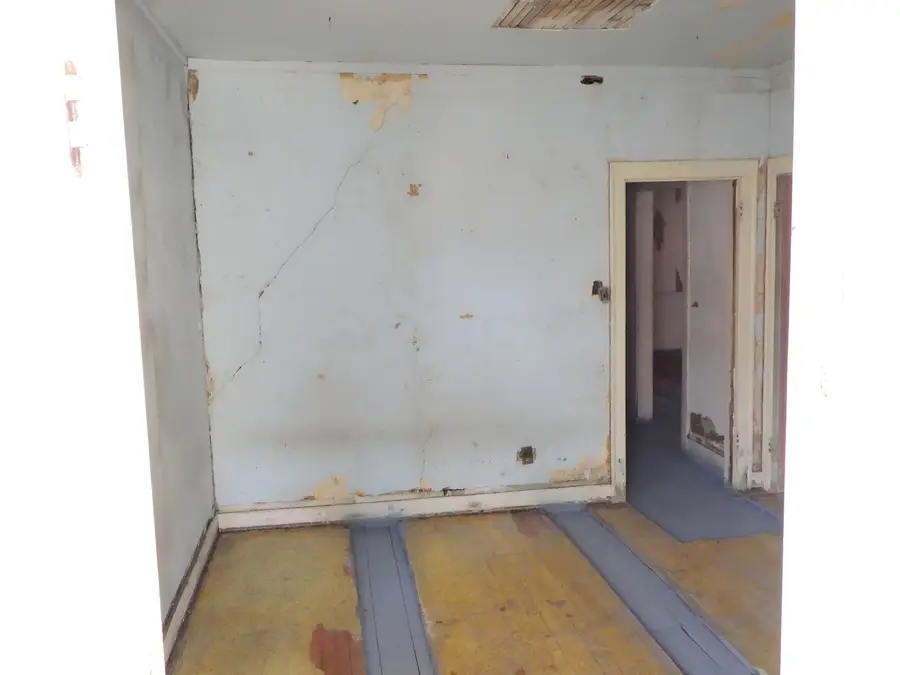 8223 S Ingleside Avenue, Chicago, IL 60619 - #3