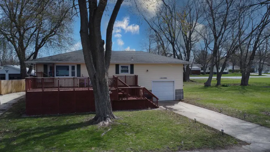 520 N 6th Street, Watseka, IL 60970 - #2