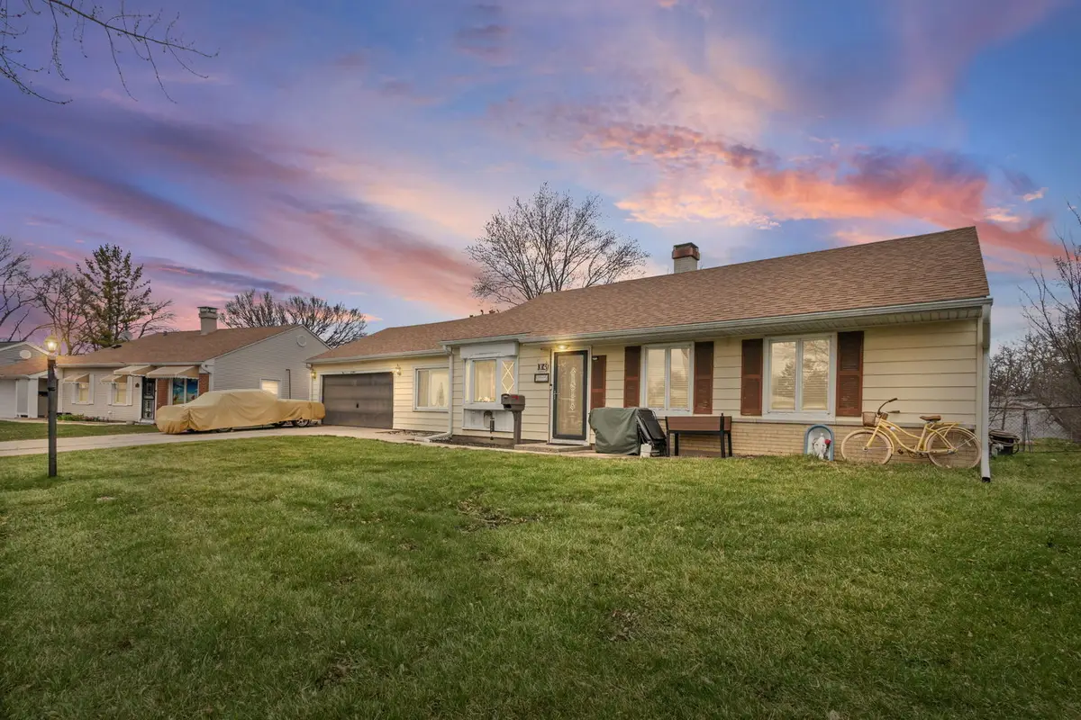 1013 Manor Drive, Streamwood, IL 60107 - #1